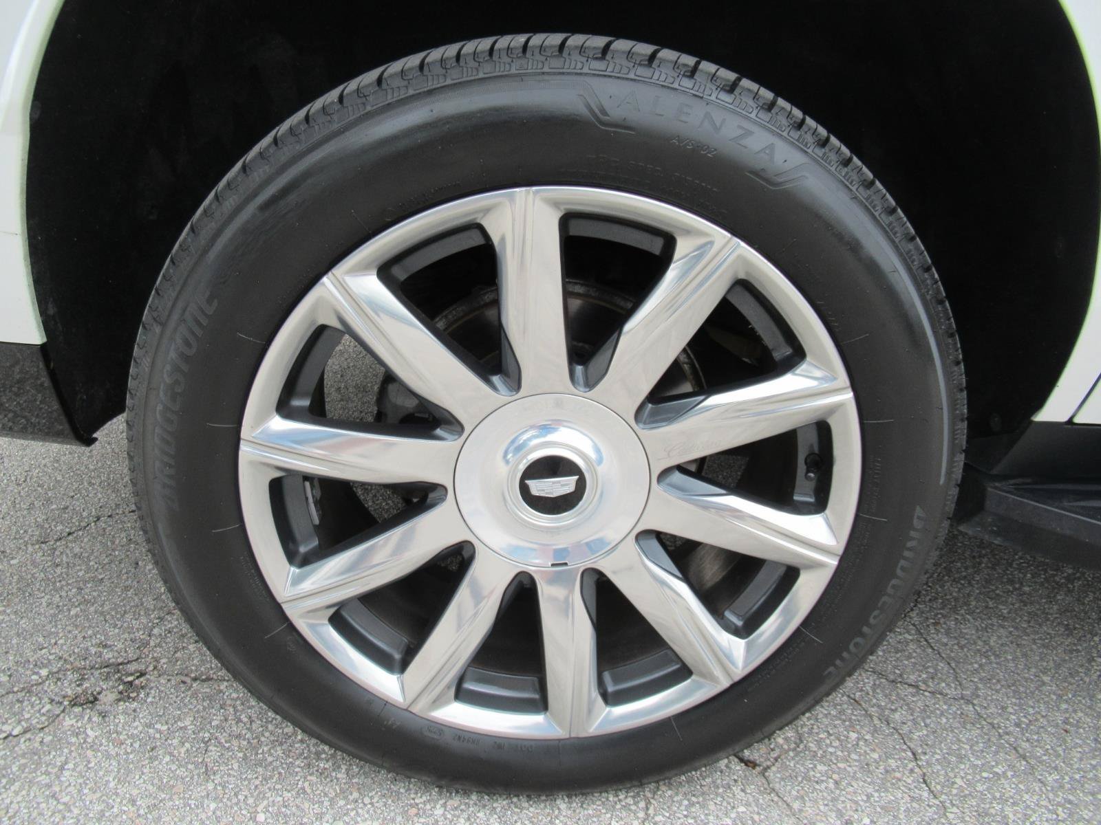 Used 2021 Cadillac Escalade Sport w/ LPO, ONYX Package AWD/4WD image 8