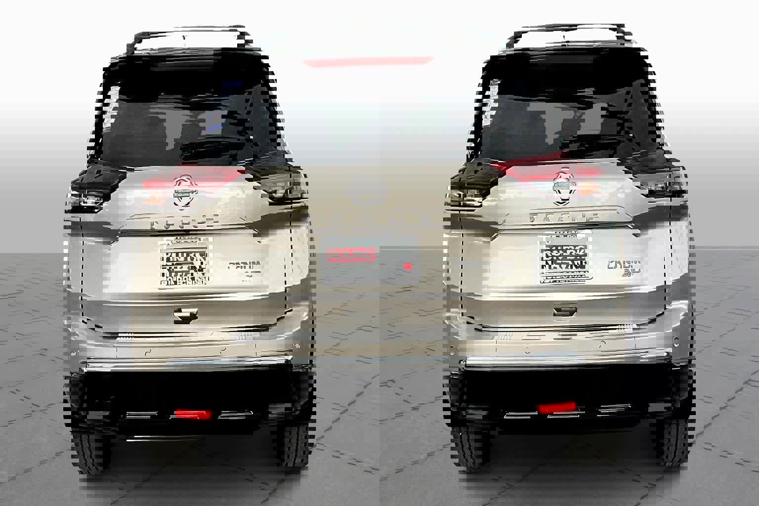 New 2026 Nissan Rogue Platinum image 4