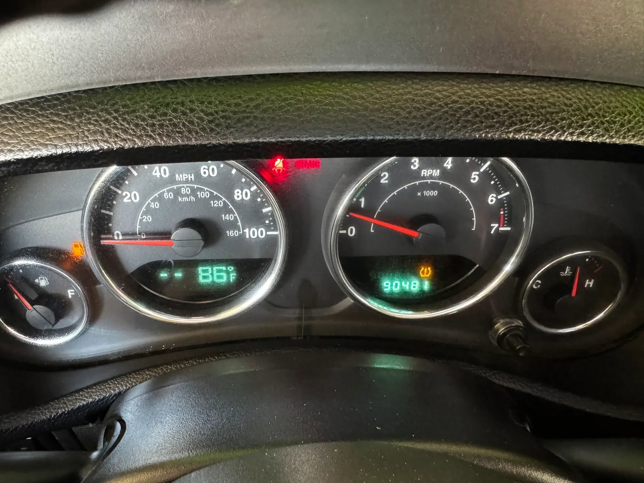 Used 2012 Jeep Wrangler Unlimited Rubicon w/ Dual Top Group image 15