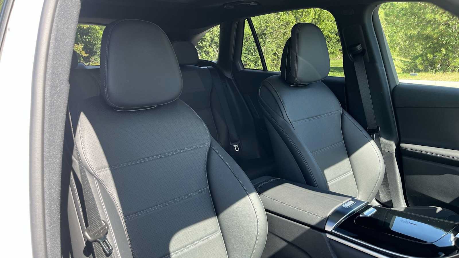 New 2026 Mercedes-Benz GLC 300 4MATIC image 37
