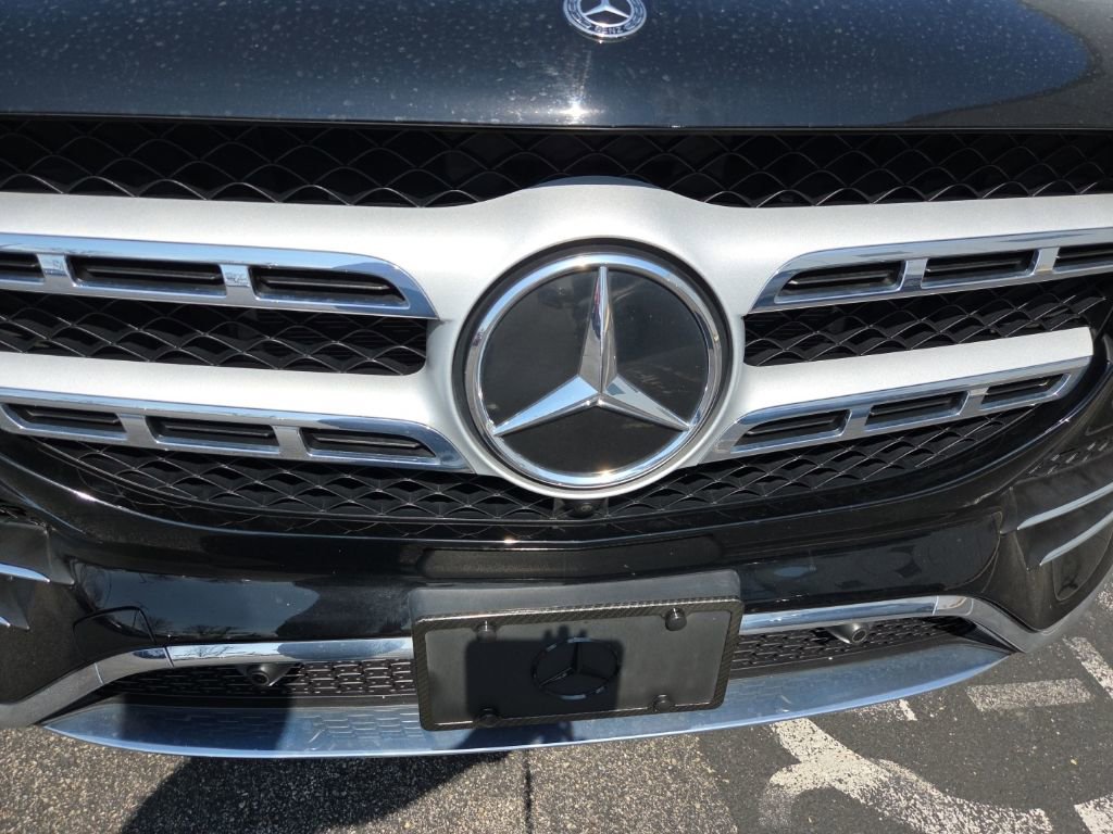 Used 2021 Mercedes-Benz GLS 580 4MATIC image 14