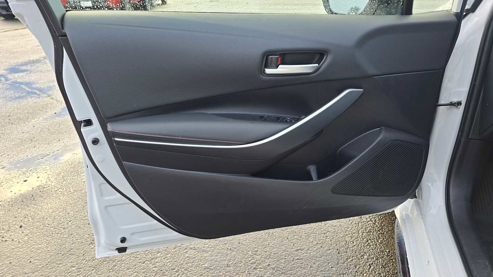 Certified 2024 Toyota Corolla SE image 23