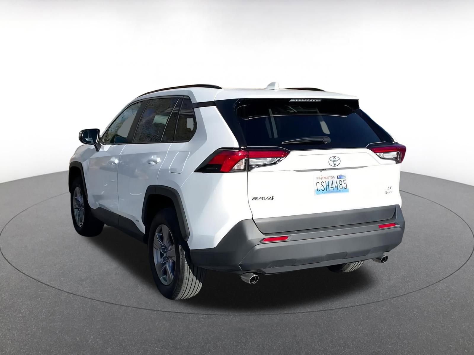 Used 2025 Toyota RAV4 LE image 11