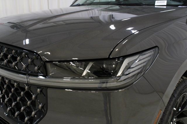 New 2026 Lincoln Navigator Black Label image 58