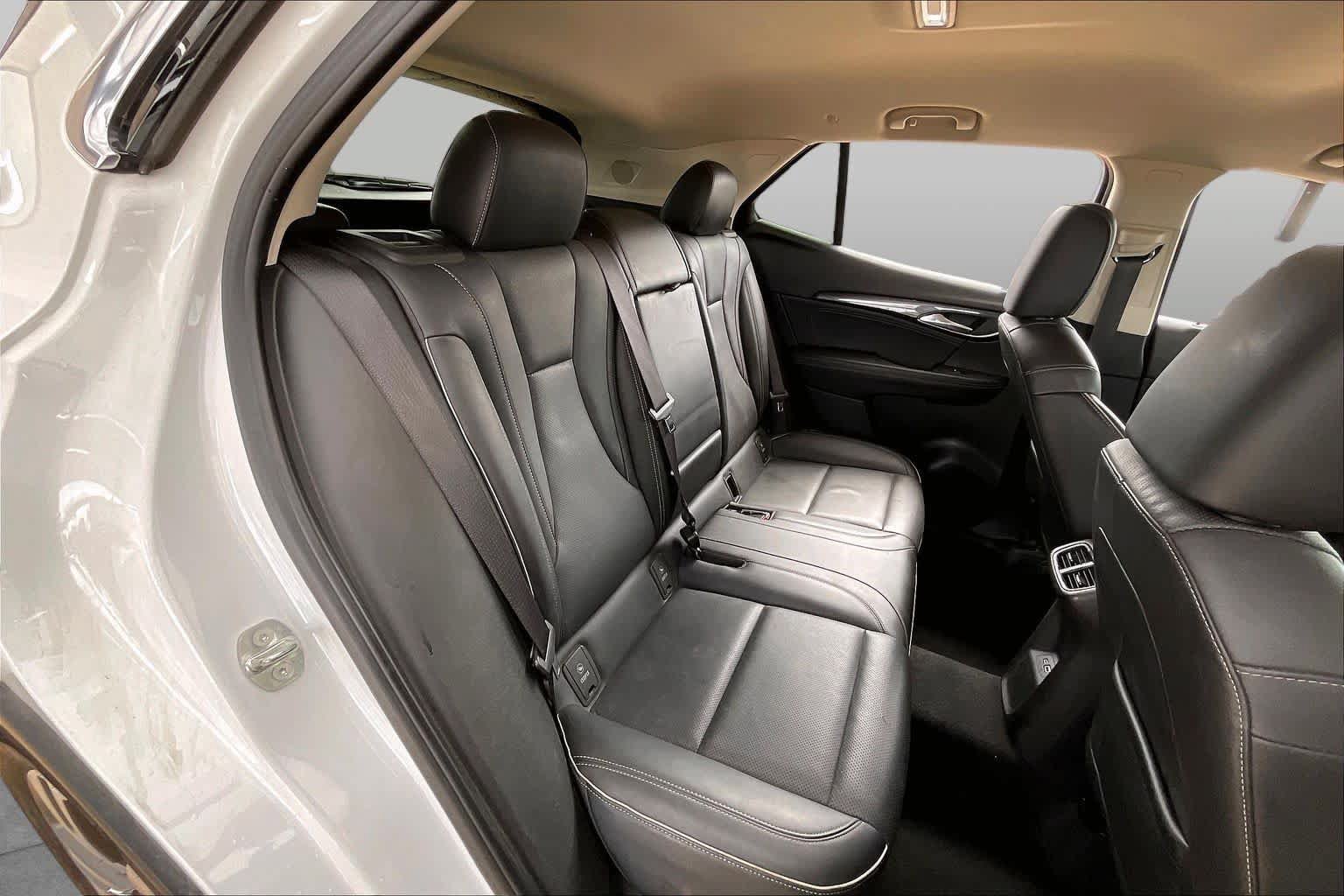Certified 2023 Buick Envision Essence FWD image 17