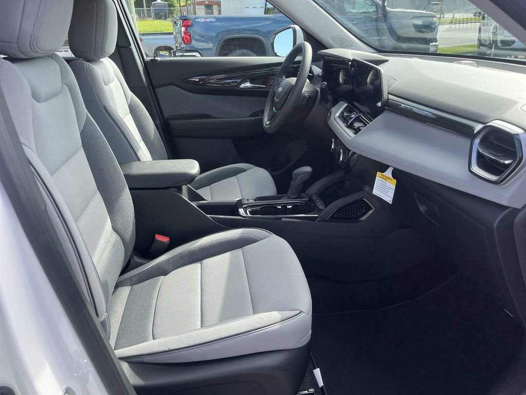 New 2026 Chevrolet TrailBlazer LT w/ Driver Confidence Package image 26
