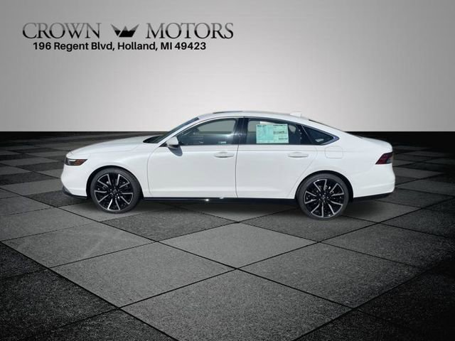 New 2025 Honda Accord Touring image 9