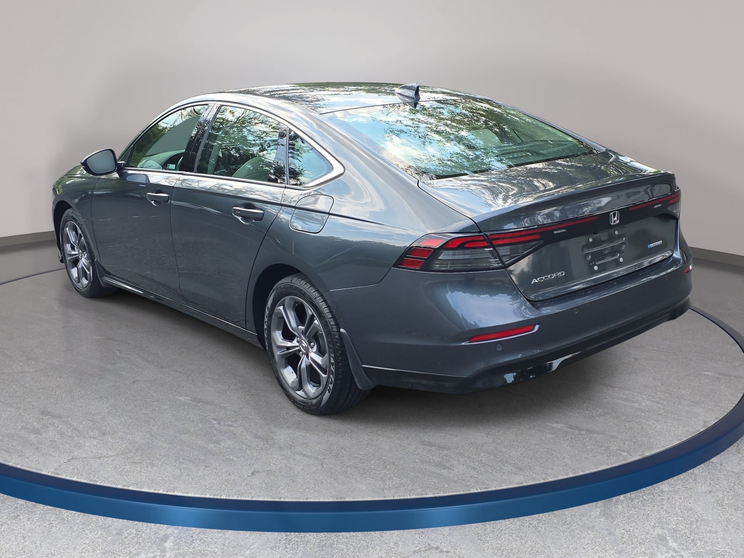 Certified 2024 Honda Accord EX-L image 7