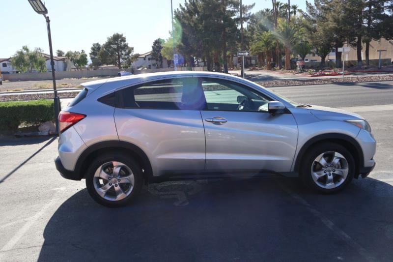 Used 2016 Honda HR-V EX image 8