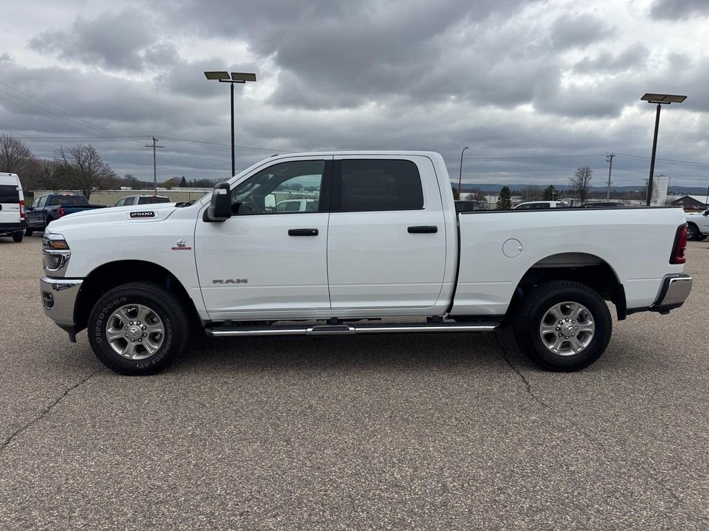 Used 2025 RAM 2500 Big Horn AWD/4WD image 2