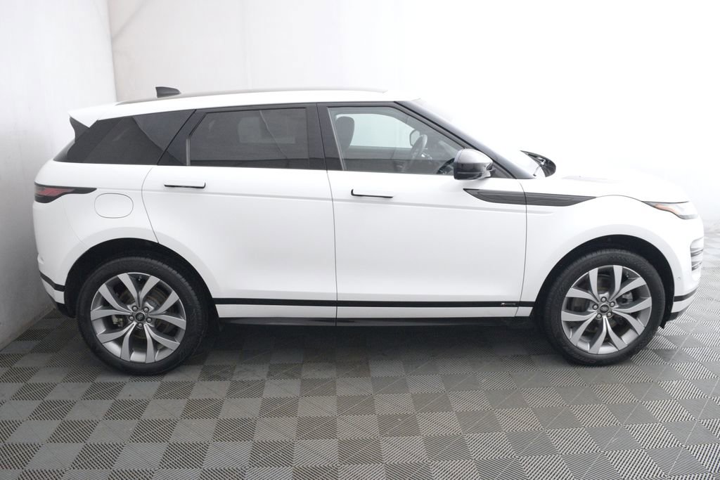 Used 2020 Land Rover Range Rover Evoque R-Dynamic SE image 4