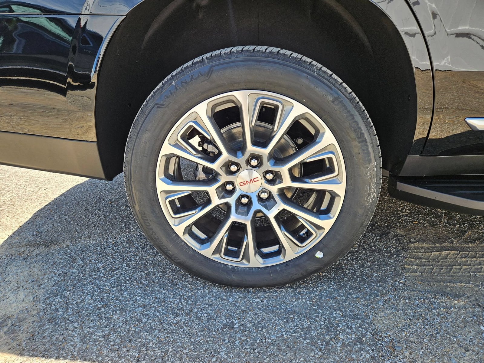 New 2026 GMC Yukon Denali AWD/4WD image 31