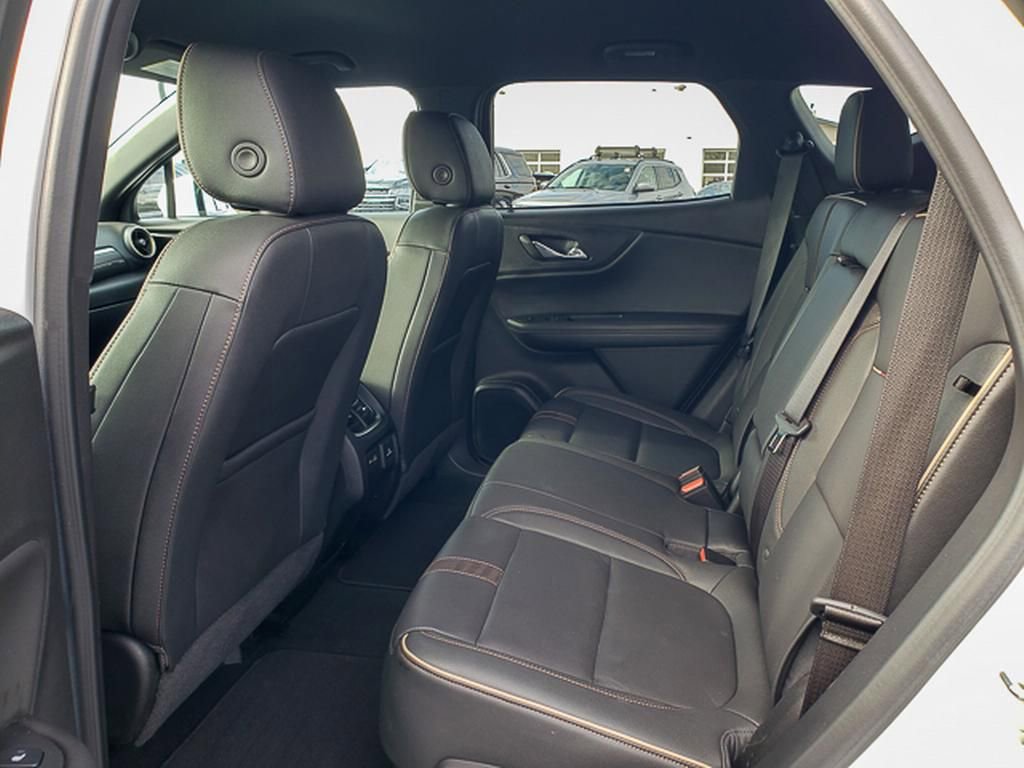 Used 2023 Chevrolet Blazer Premier w/ Enhanced Convenience Package image 23