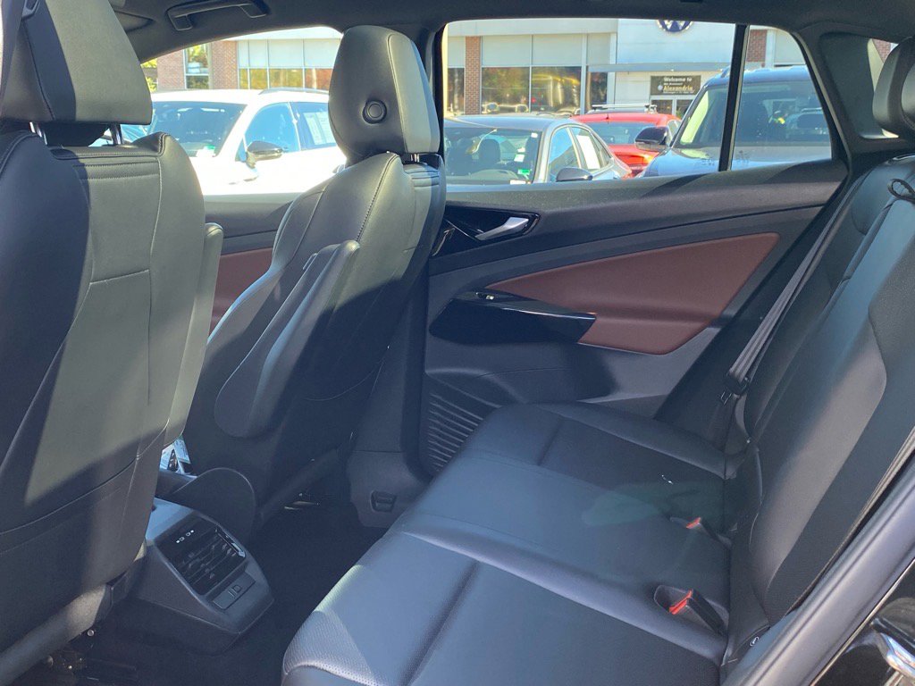 Used 2021 Volkswagen ID.4 Pro S w/ Gradient Package image 19