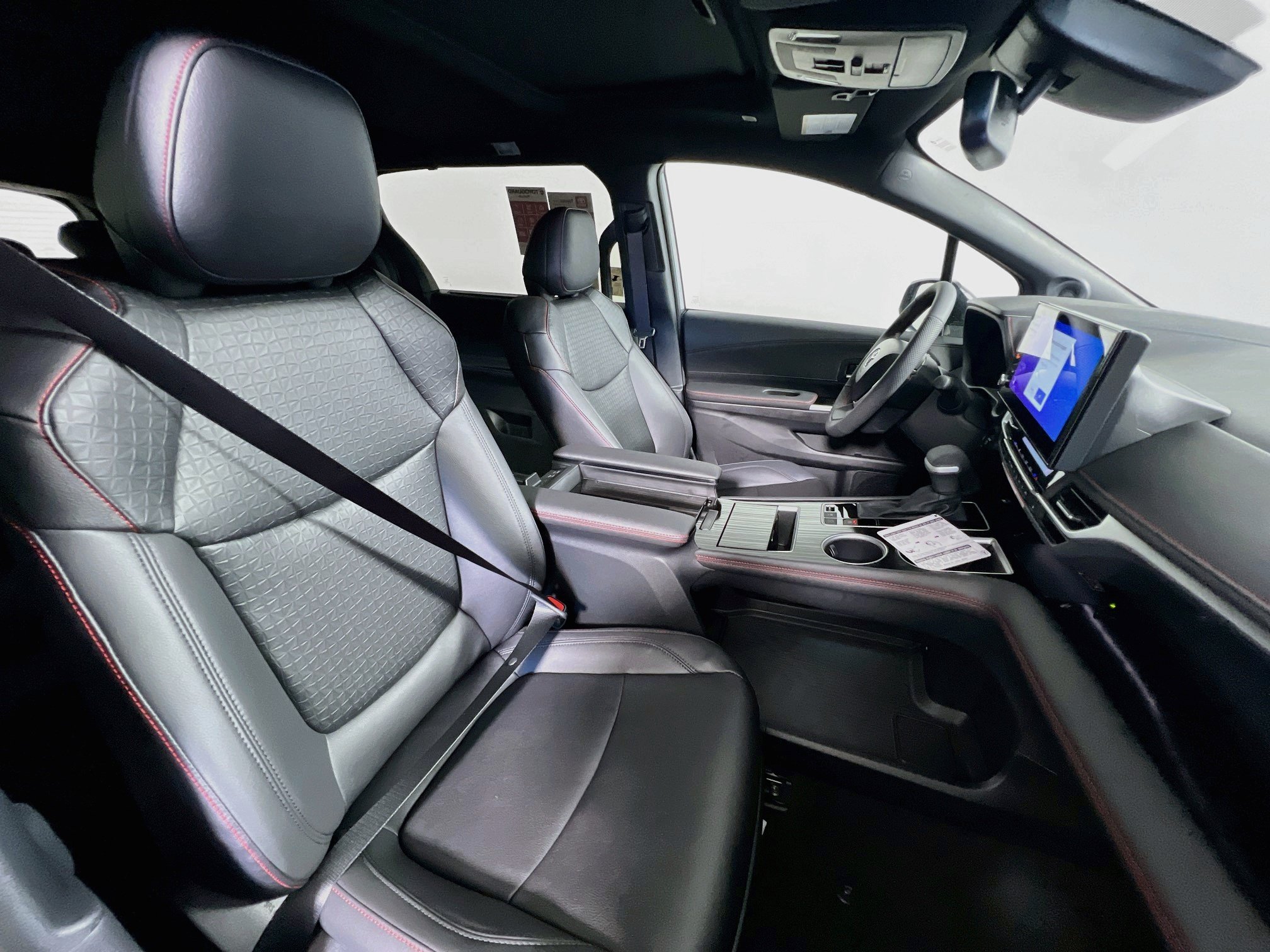 New 2026 Toyota Sienna XSE FWD image 30