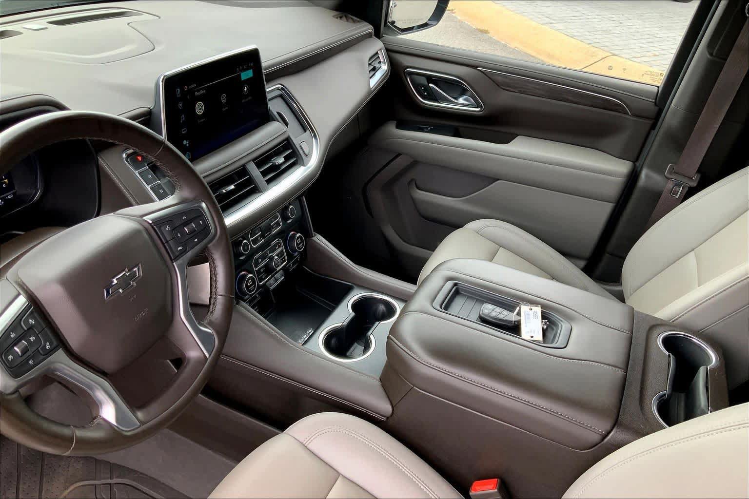 Used 2024 Chevrolet Tahoe Z71 w/ Z71 Off-Road Package AWD/4WD image 15