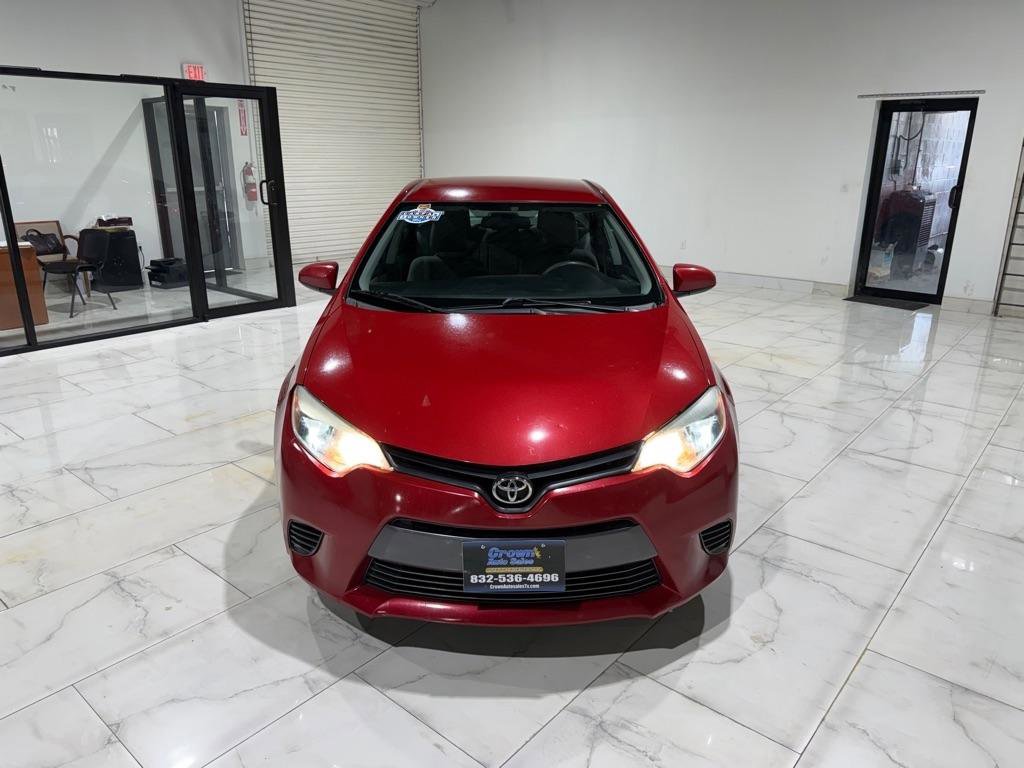 Used 2016 Toyota Corolla LE FWD image 2