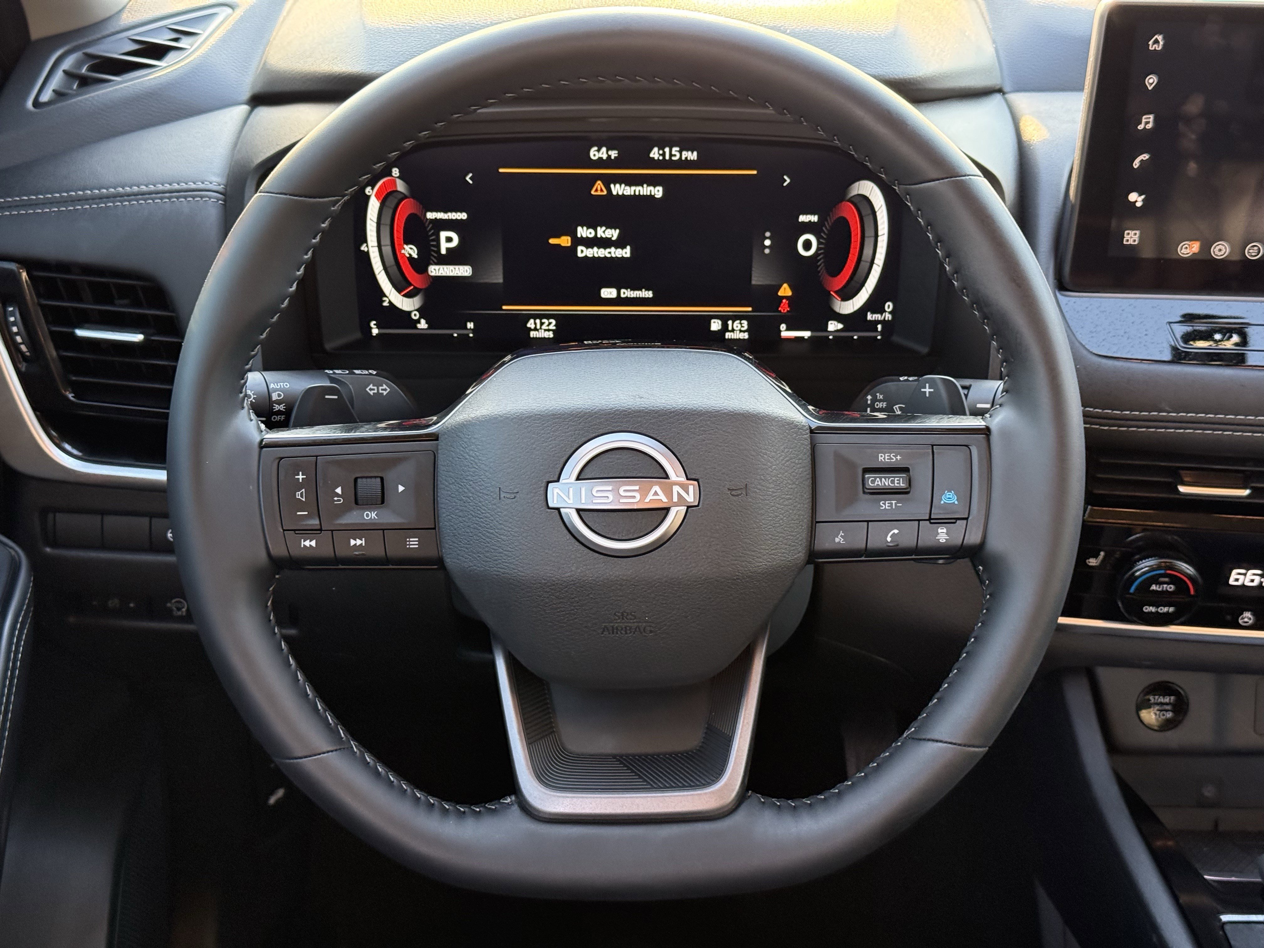 Used 2025 Nissan Rogue SL image 15