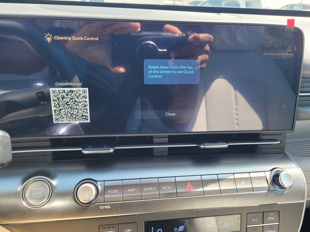 New 2026 Hyundai Kona SEL Premium image 8