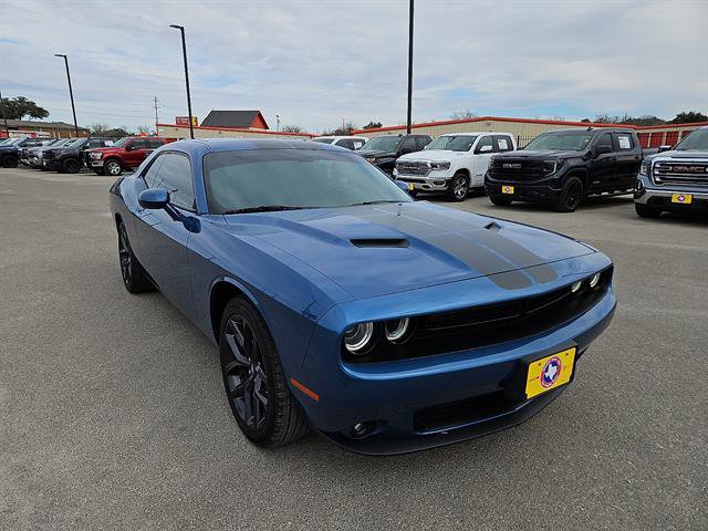 Used 2023 Dodge Challenger SXT w/ Plus Package image 7