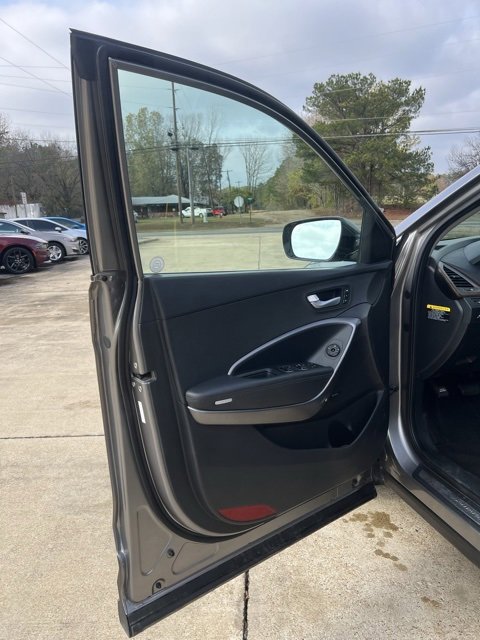 Used 2018 Hyundai Santa Fe Sport image 15