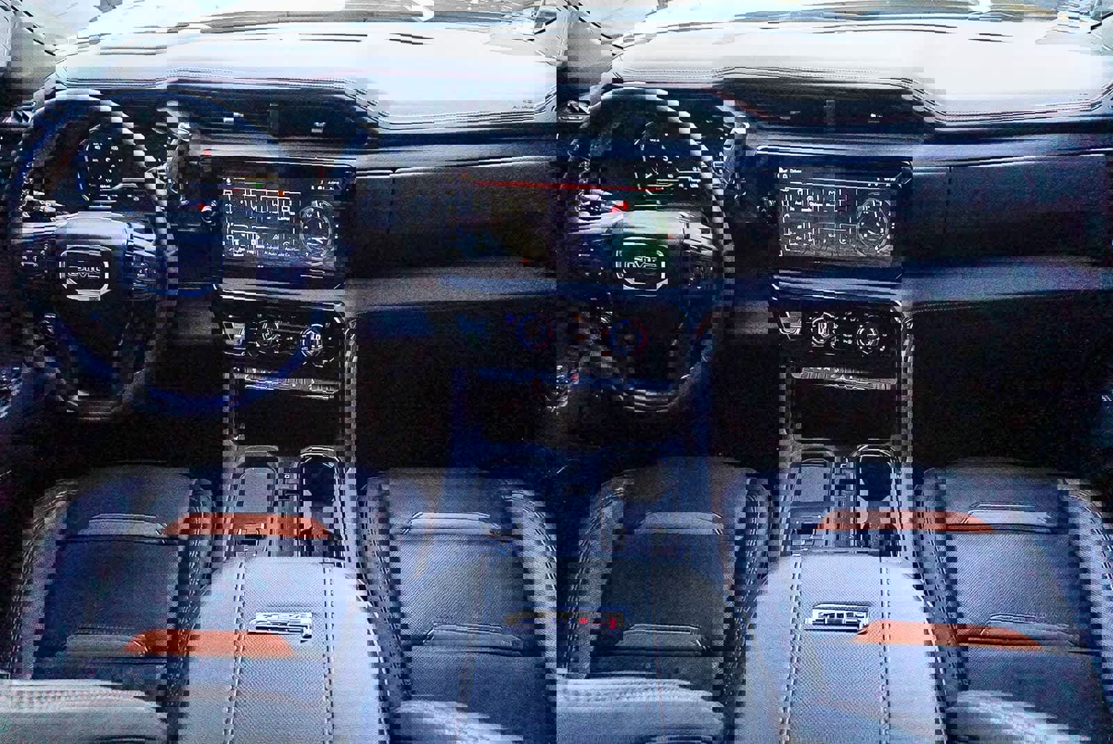 Used 2025 GMC Sierra 2500 AT4 w/ AT4 Premium Plus Package image 13