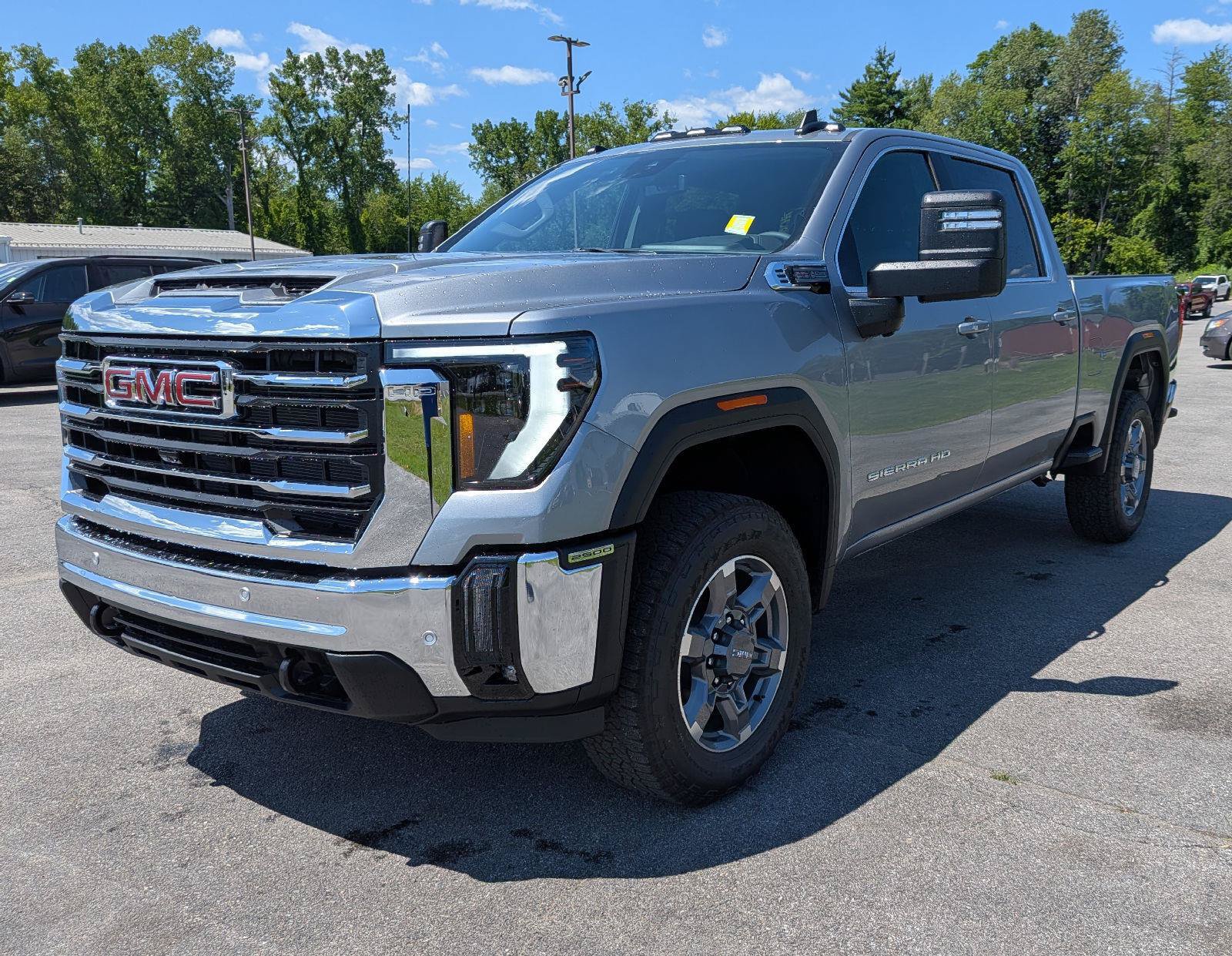 New 2026 GMC Sierra 2500 SLE w/ SLE Value Package; AWD/4WD image 4