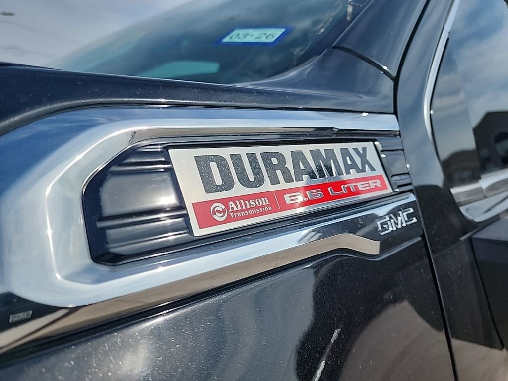 Used 2023 GMC Sierra 2500 Denali w/ Denali Black Diamond Edition image 8