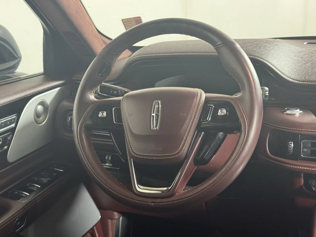 Certified 2023 Lincoln Aviator Black Label w/ Dynamic Handling Package AWD/4WD image 17