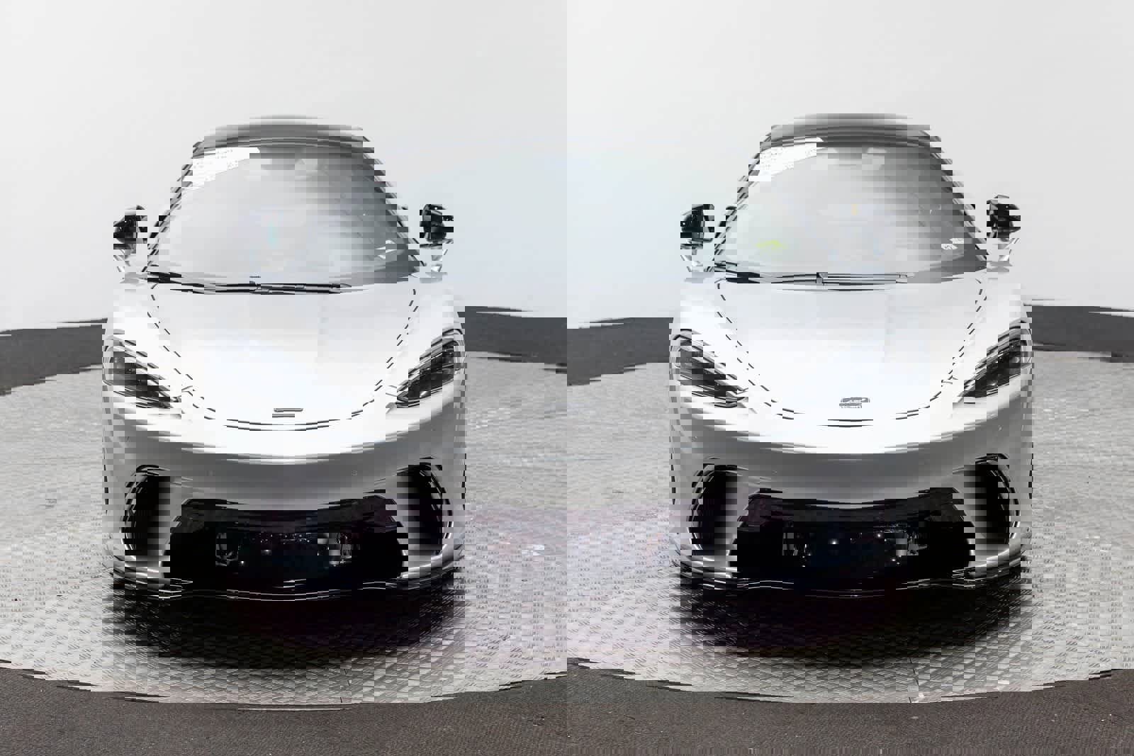 New 2025 McLaren GTS image 6