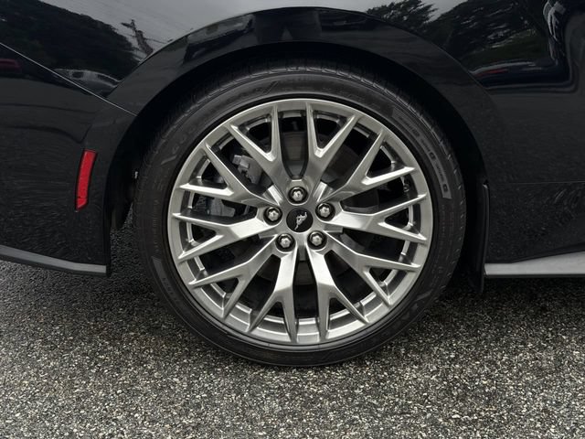 Used 2024 Ford Mustang GT Premium RWD image 12