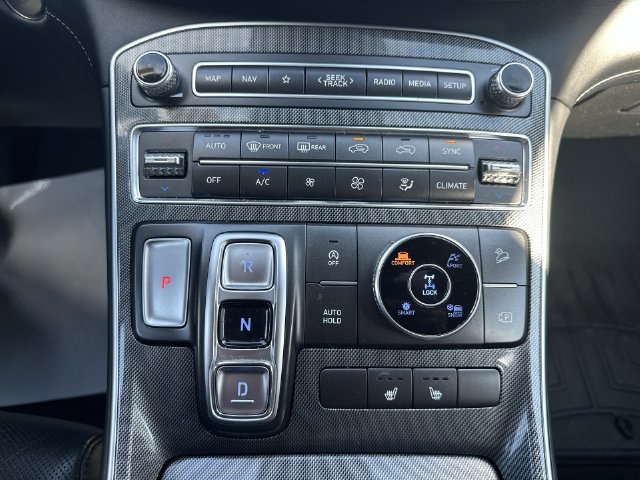Used 2021 Hyundai Santa Fe SEL w/ Convenience + Premium Package AWD/4WD image 31