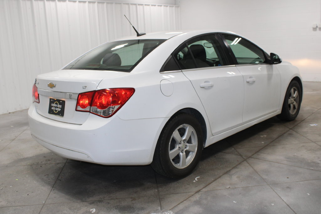 Used 2014 Chevrolet Cruze LT FWD image 9