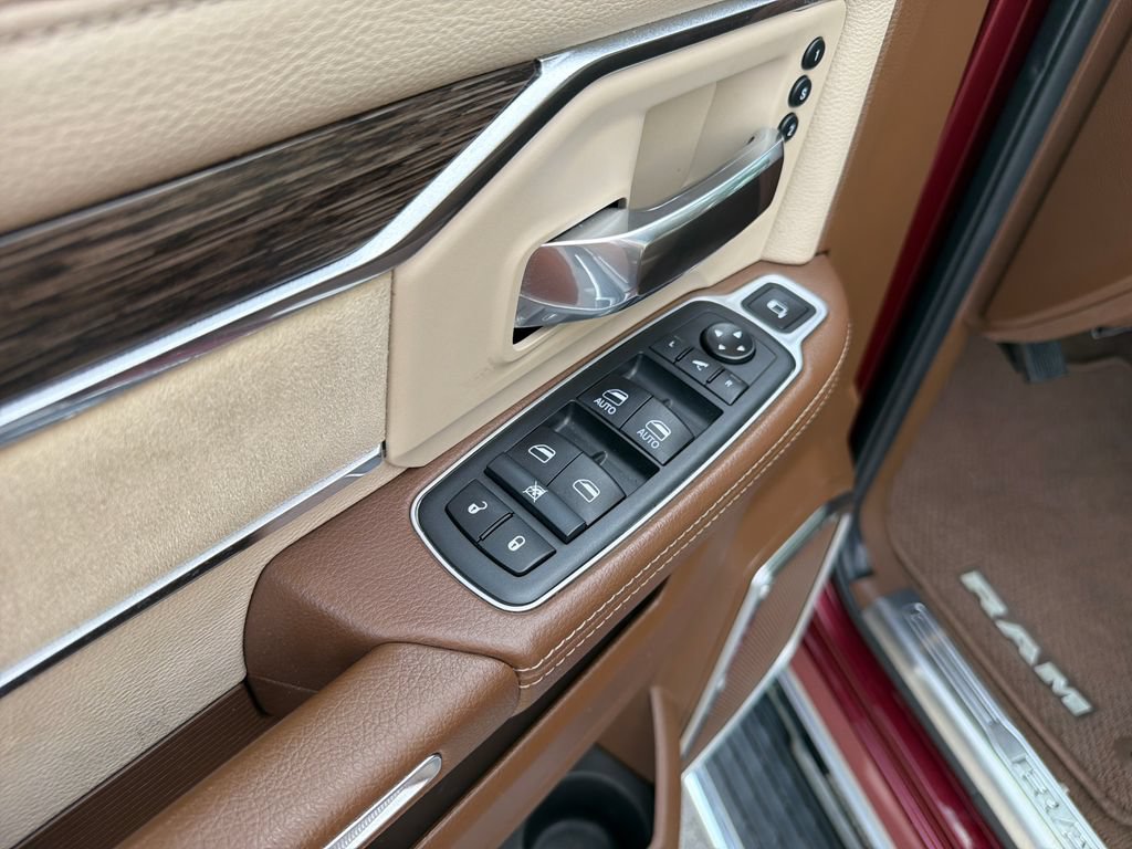 Used 2019 RAM 2500 Laramie AWD/4WD image 19
