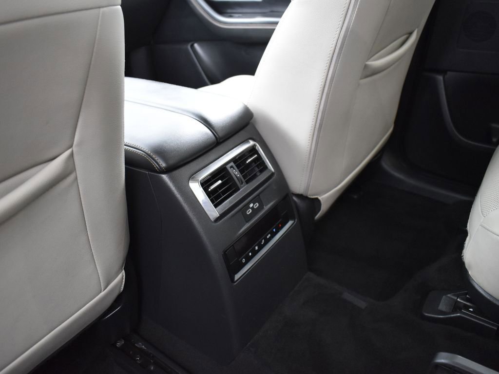 Used 2024 MAZDA CX-90 Plug-In Hybrid w/ Premium Pkg image 28