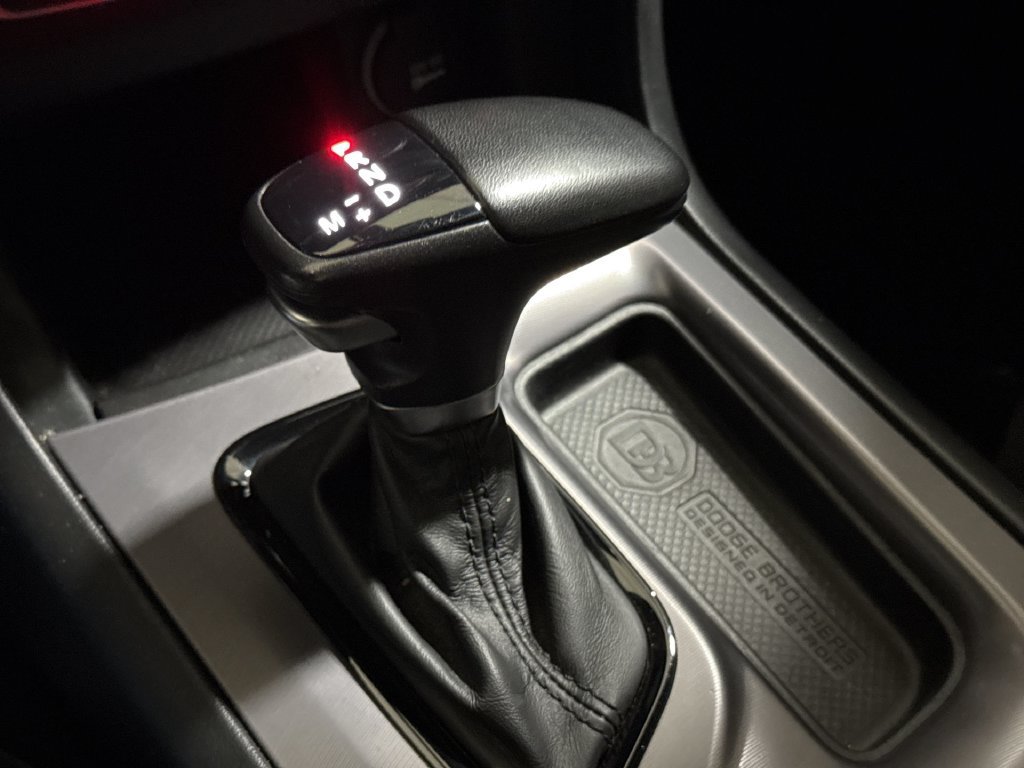 Used 2023 Dodge Charger R/T w/ Plus Group RWD image 17