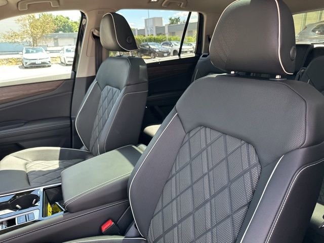 New 2025 Volkswagen Atlas SEL Premium R-Line image 12
