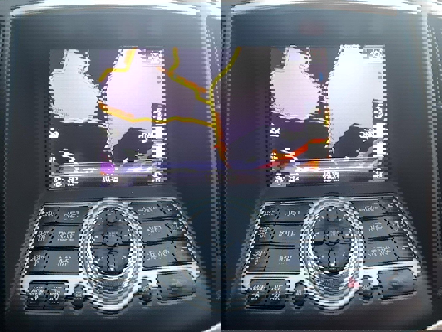 Used 2013 INFINITI G37 x Coupe w/ Premium Pkg image 8