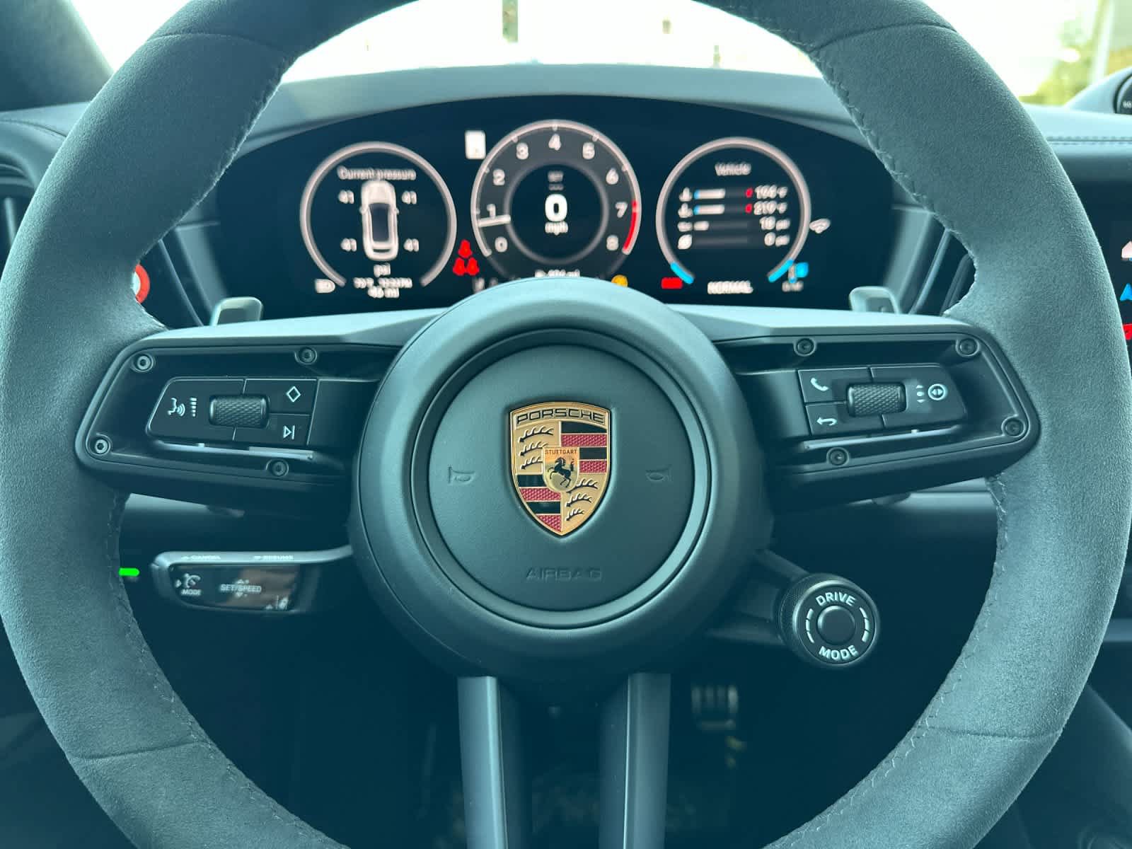 New 2026 Porsche Cayenne GTS AWD/4WD image 27