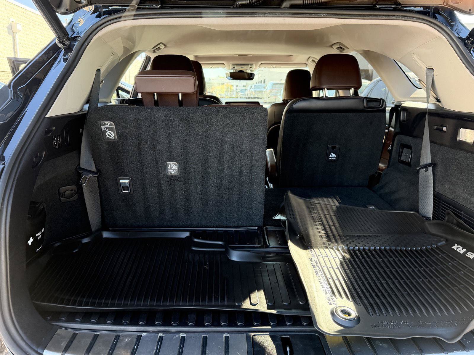 Used 2019 Lexus RX 450hL Luxury w/ Accessory Package AWD/4WD image 41