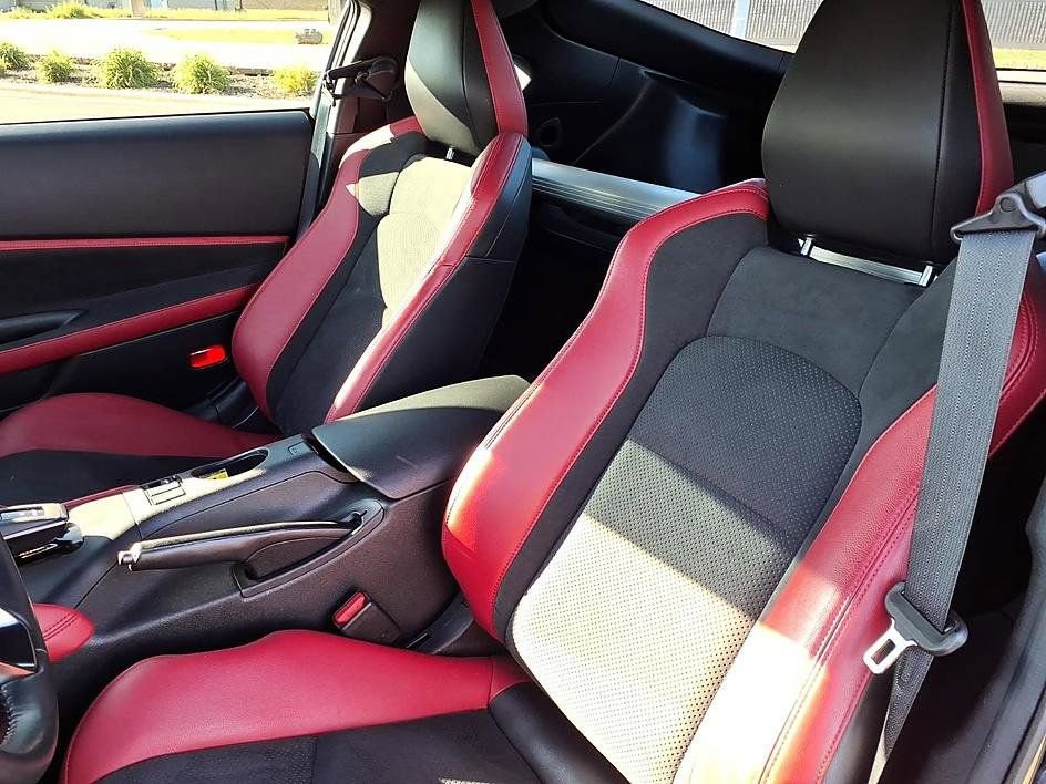 Used 2024 Nissan Z Performance w/ Floor Mat Package RWD image 17