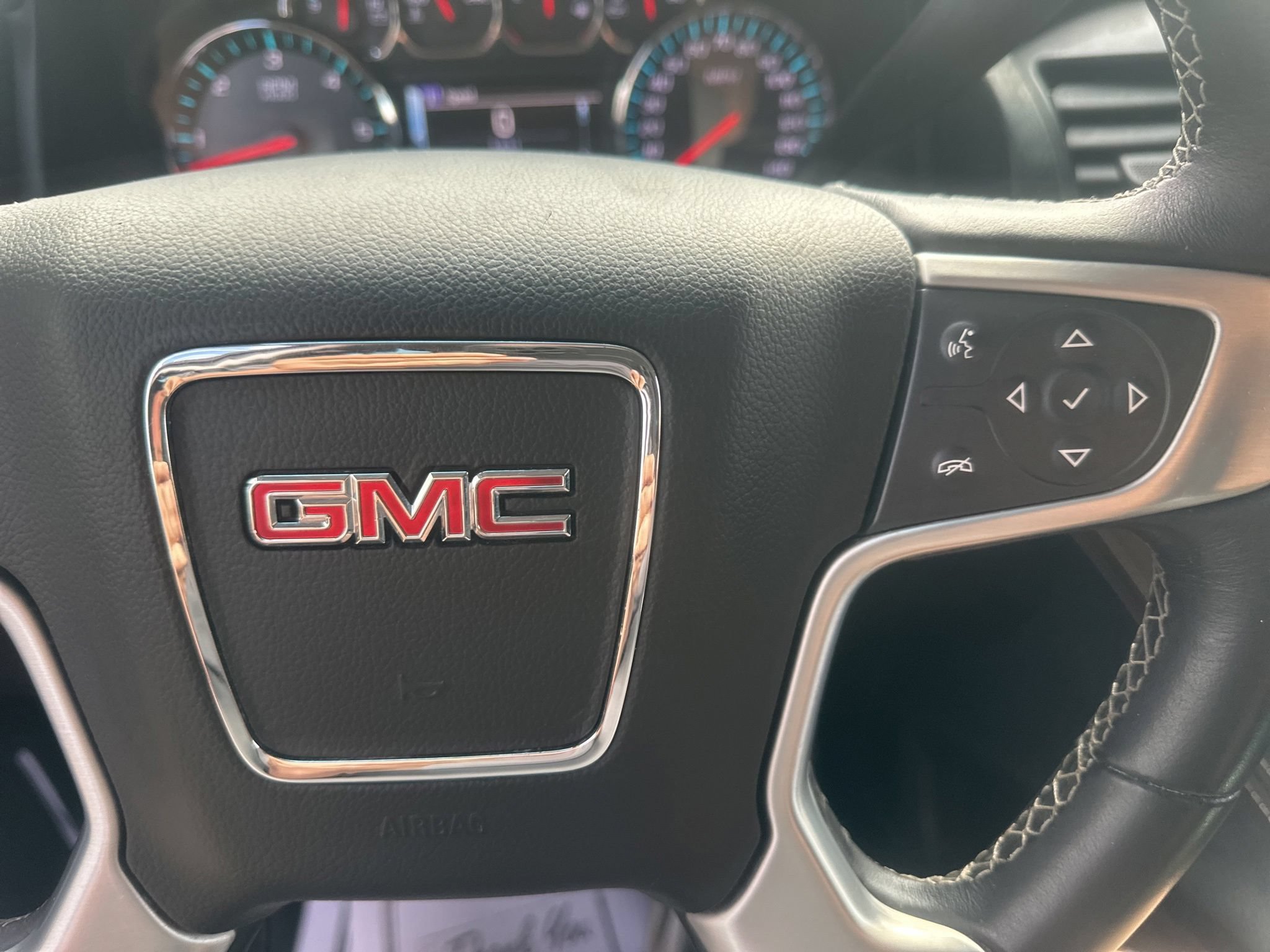 Used 2017 GMC Yukon SLE w/ SLE Value Package AWD/4WD image 29