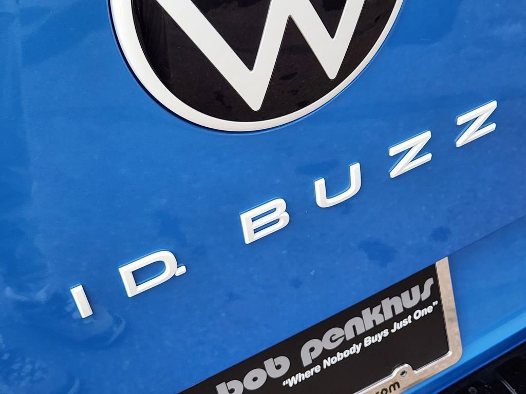 New 2025 Volkswagen ID. Buzz Pro S Plus image 30