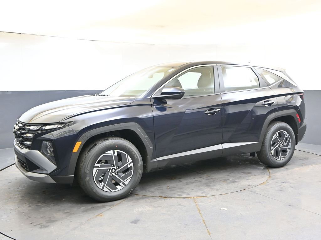 New 2026 Hyundai Tucson Blue SE image 2
