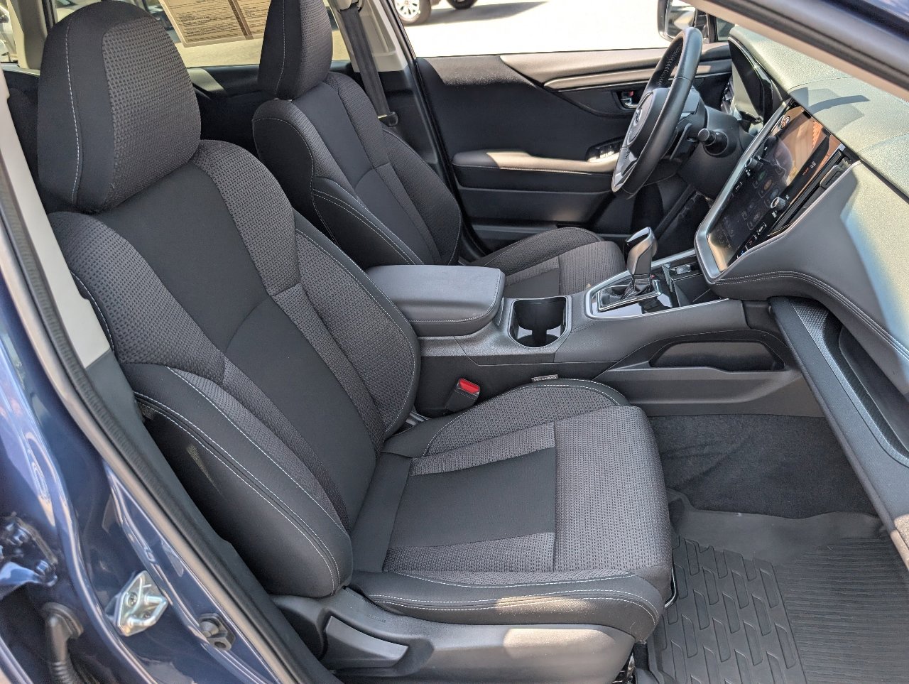 Used 2022 Subaru Outback Premium AWD/4WD image 8