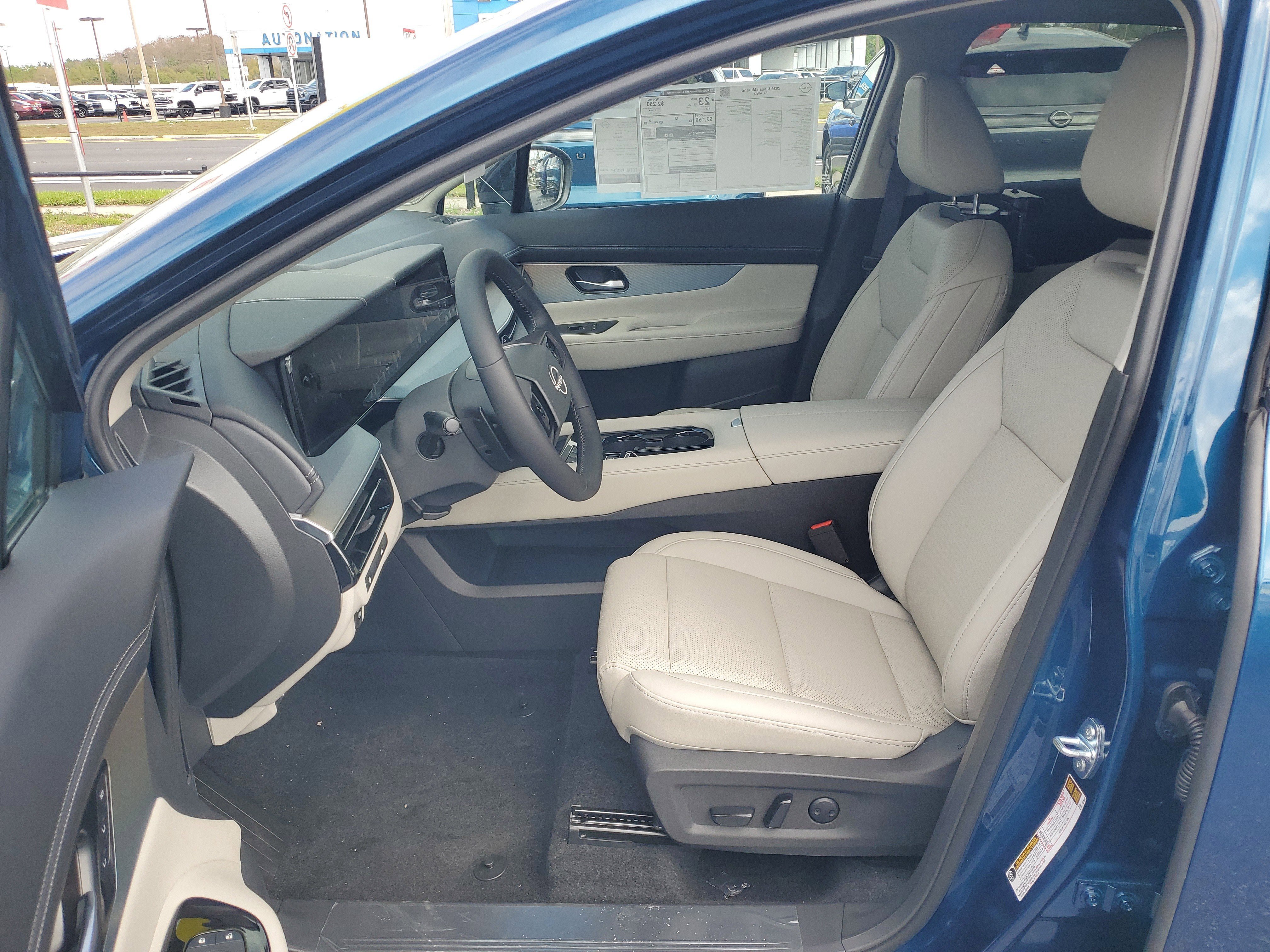 New 2026 Nissan Murano SL image 9