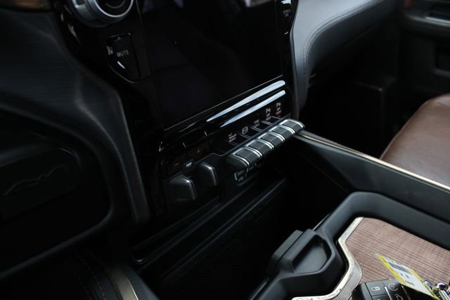 Used 2021 RAM 3500 Limited AWD/4WD image 16