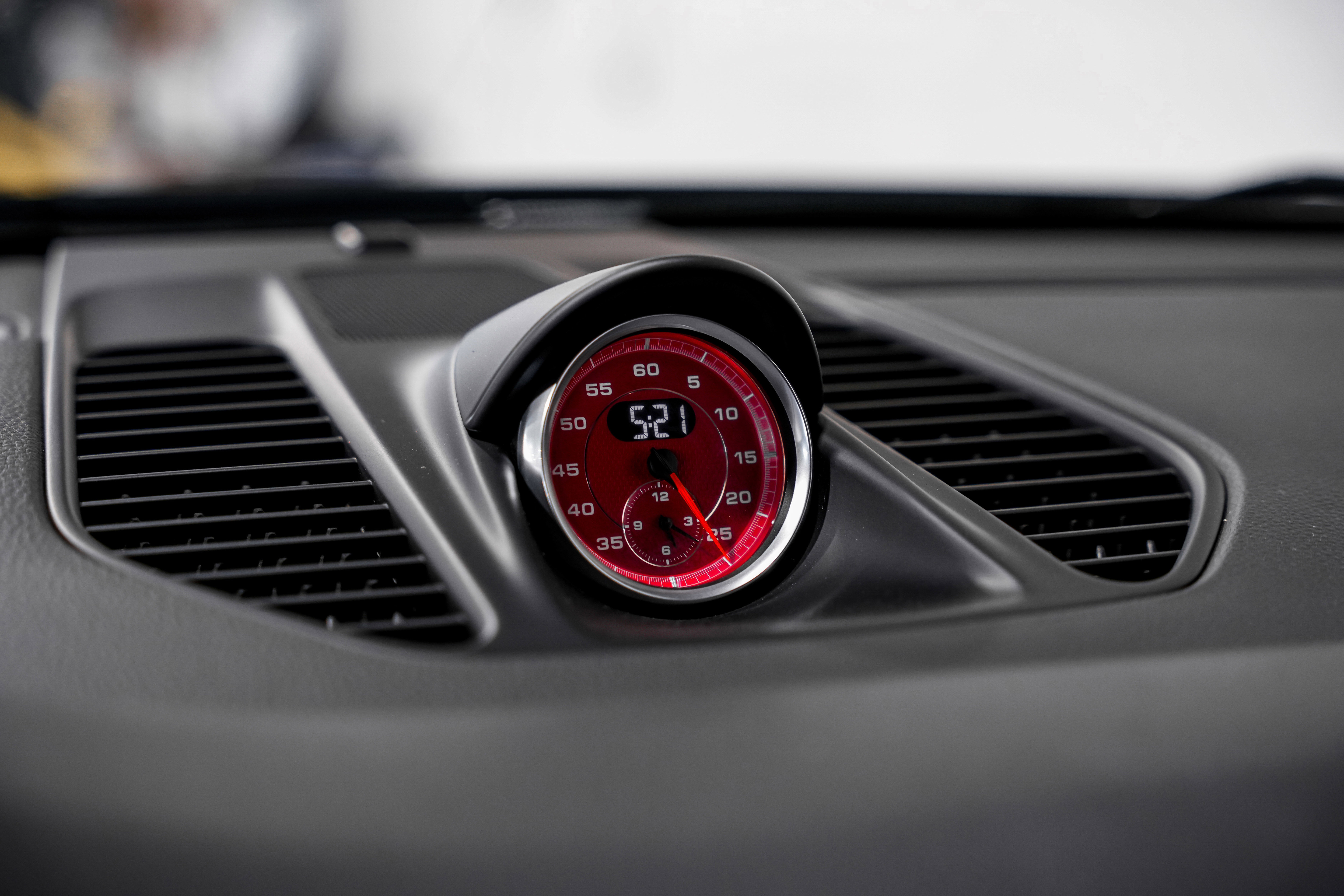 Used 2018 Porsche 911 Carrera GTS image 12