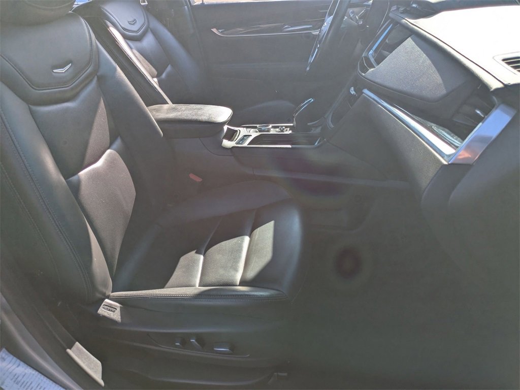 Used 2024 Cadillac XT5 Premium Luxury image 29