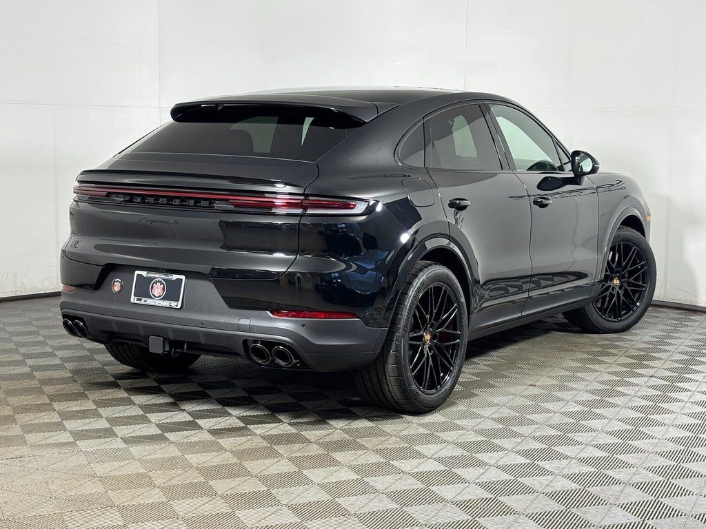 Certified 2026 Porsche Cayenne S AWD/4WD image 7